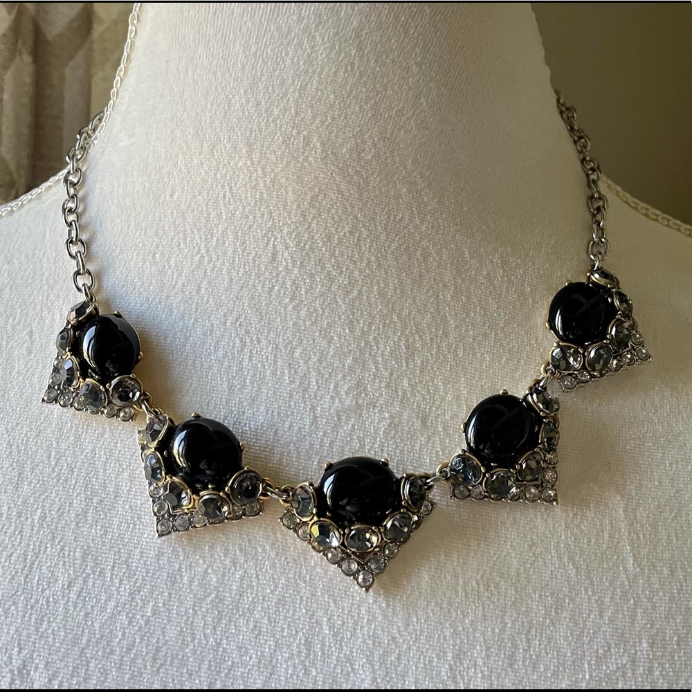 Stella & Dot retired Rory necklace black